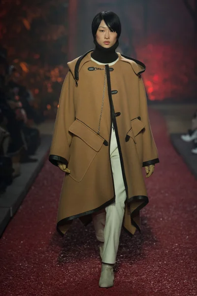 Look 46